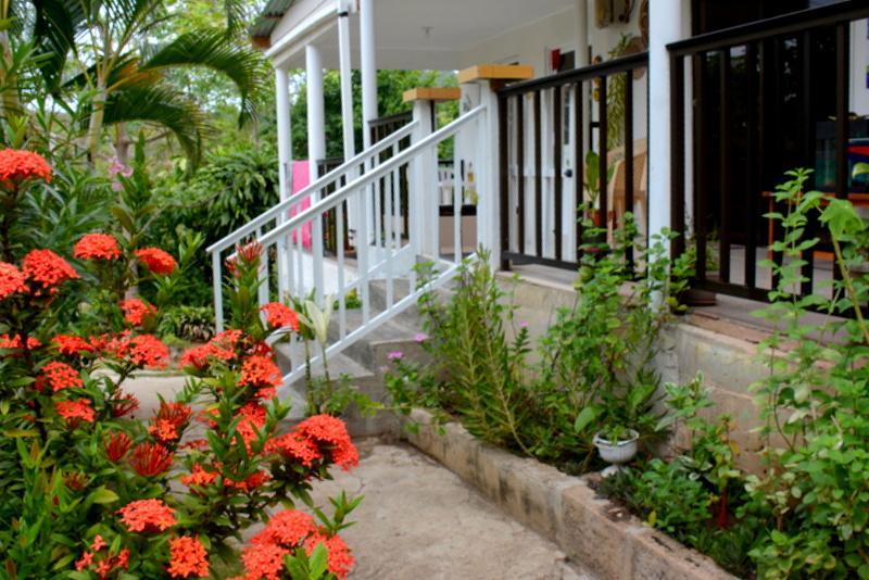 Posada Miss Portia Bahia Suroeste Exterior photo